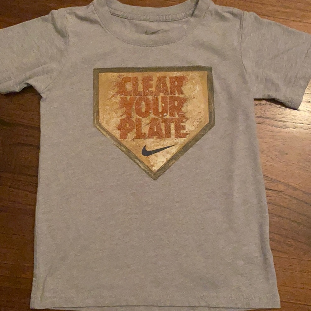 Boys Nike t-shirt